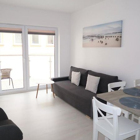 Bialy Apartament Apartment Kolobrzeg Bagian luar foto