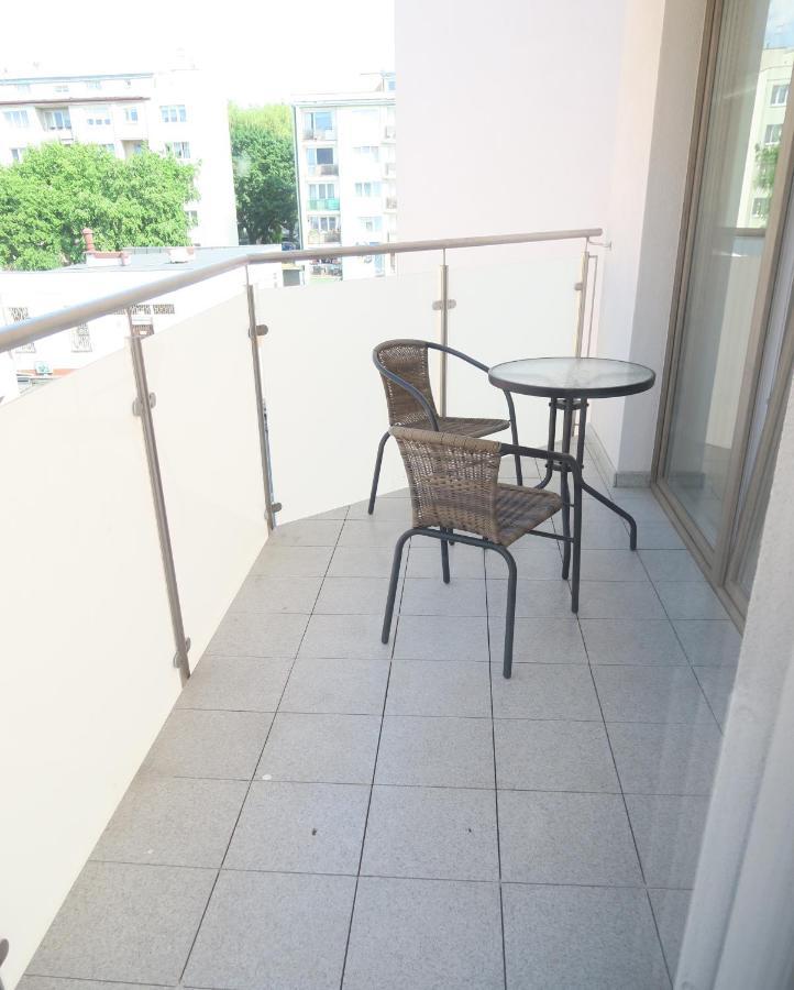 Bialy Apartament Apartment Kolobrzeg Bagian luar foto